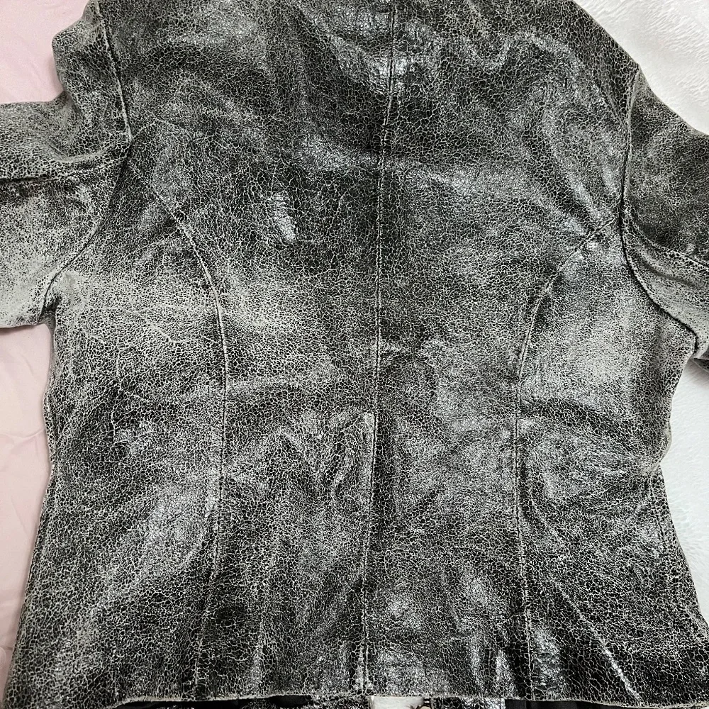 Maxima Leather Jacket - Picture 4 of 11